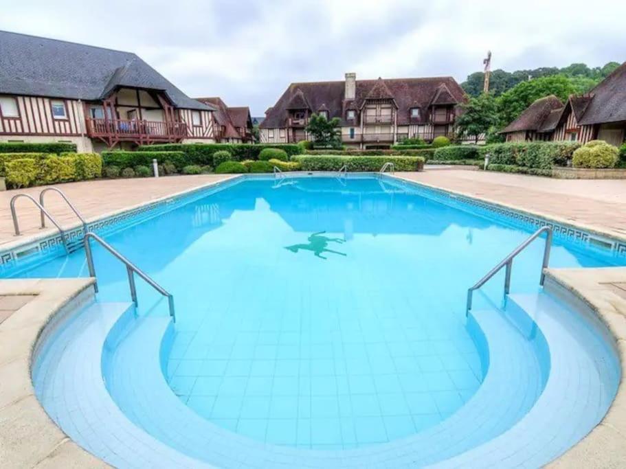 Dolce Vita -yourhosthelper Villa *