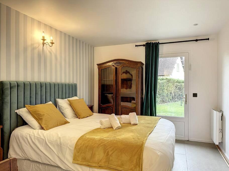 Dolce Vita -yourhosthelper * Deauville